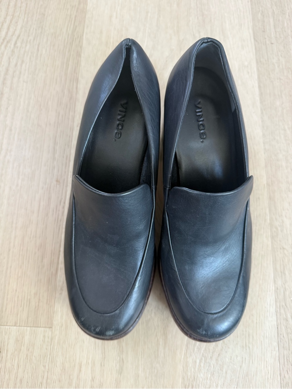 Vince Narissa Women's Black Leather Heeled Loafers Clogs Size 7 - Picture 2 of 9